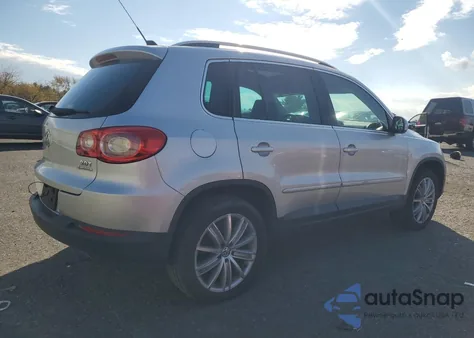 2011 Volkswagen Tiguan S из США, поврежденный, VIN WVGBV7AX2BW533588